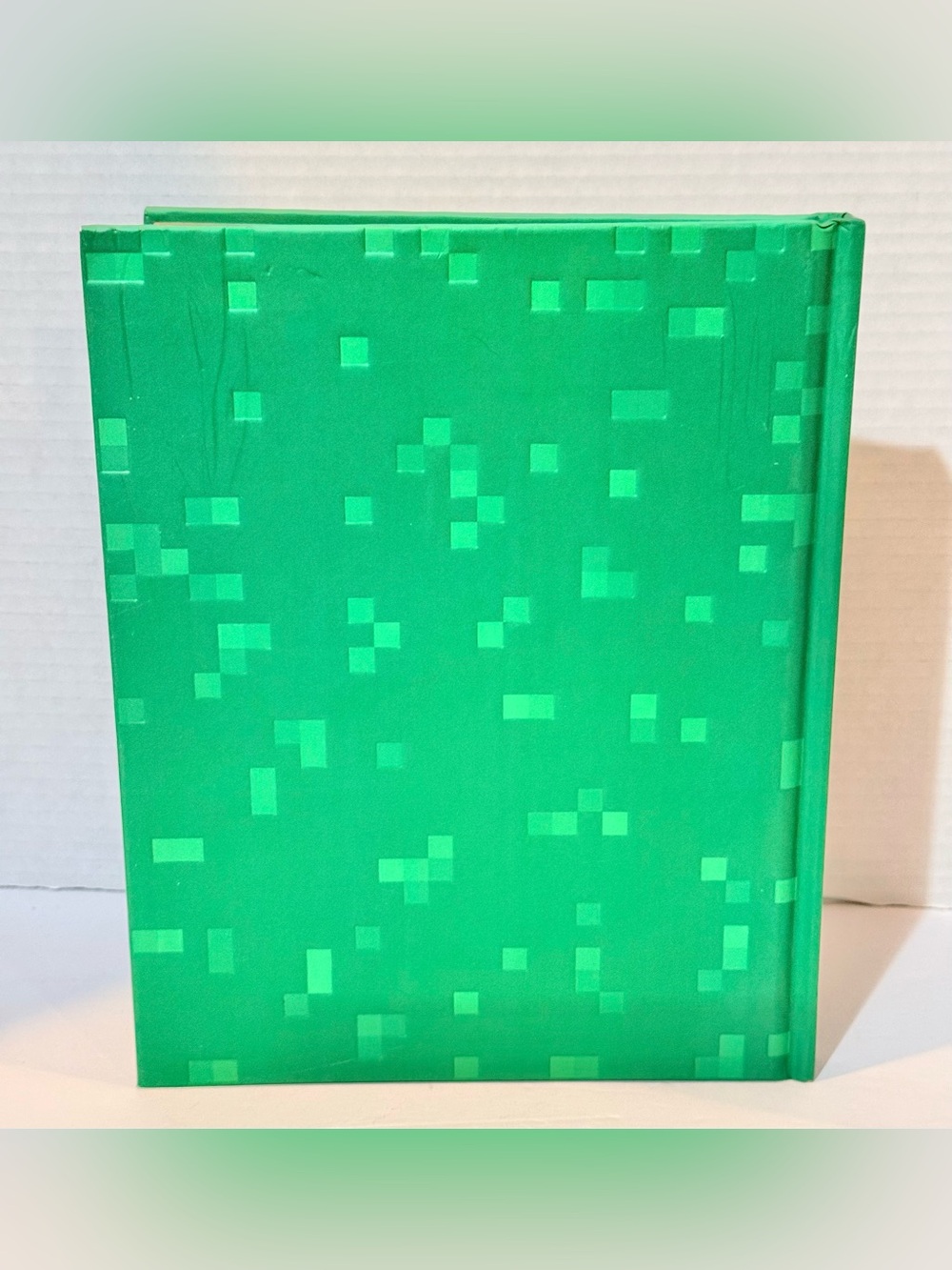 Minecraft Gather, Cook, Eat Official Cook Book Hardcover Brand New - Picture 2 of 4